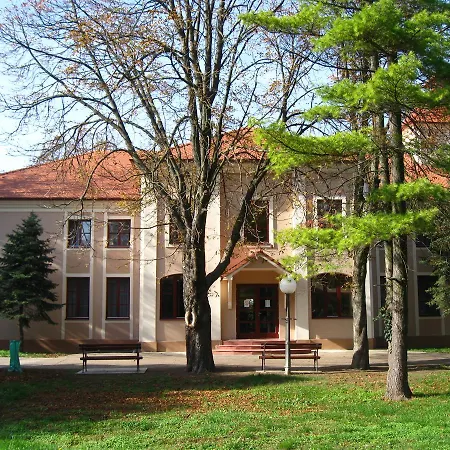 Kastel Hotel 4*