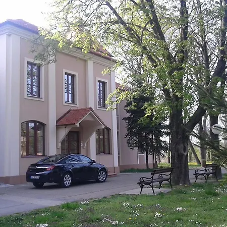 Kastel 4*